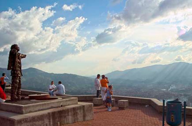 Plomeros Medellín, Servicio de Limpieza de Alcantarillados Las Palmas.